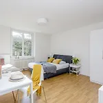 rent a home Delsbergerallee - contactless self check-in